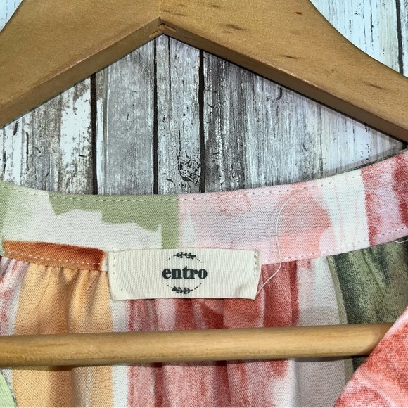 Entro Abstract Printed Blouse - Picture 5 of 5